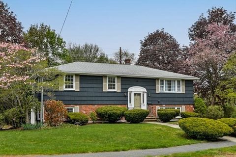 11 Clark Rd Peabody MA 01960