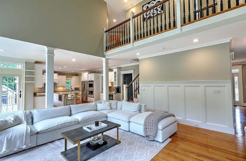19 Mulberry Lane