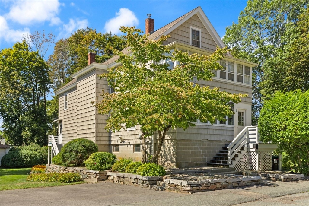 19 Wentworth Ave
