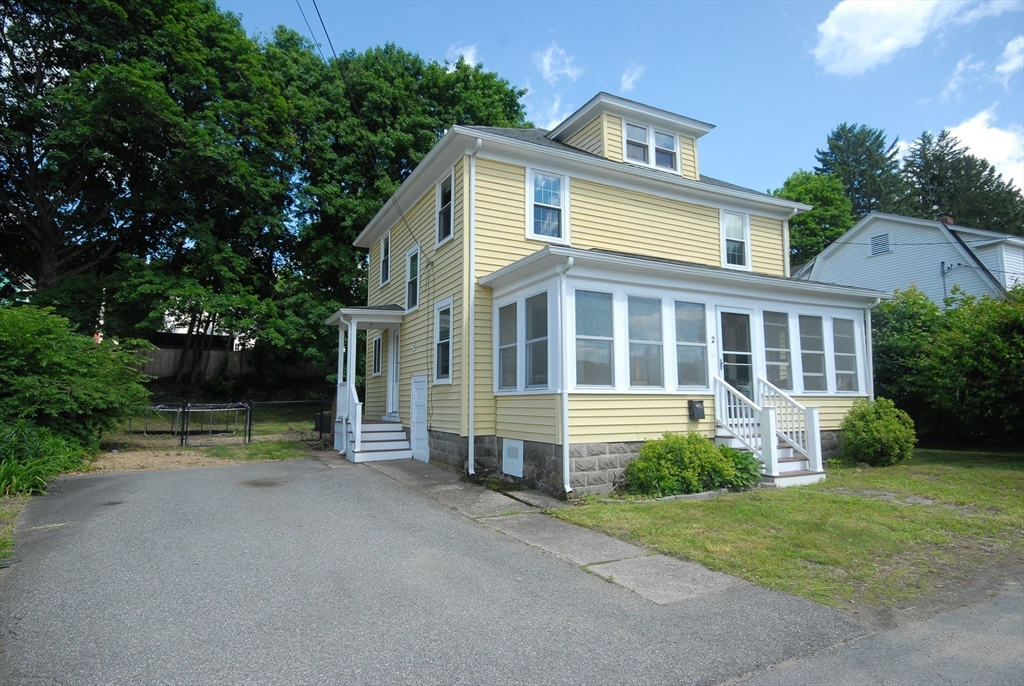 2 Sherman St