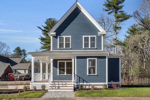 11 Kay's Walk Carlisle MA 01741