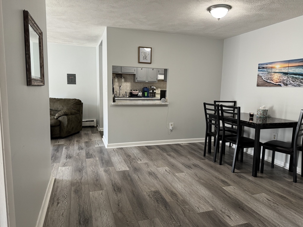 358 Broadway 24