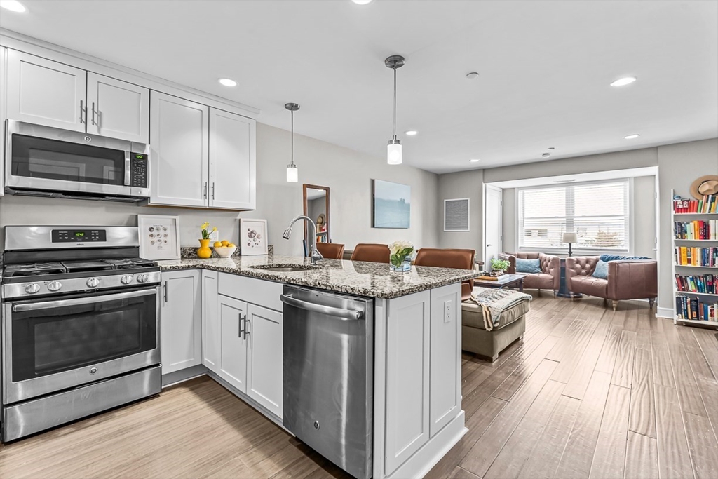 770 Washington Ave 302