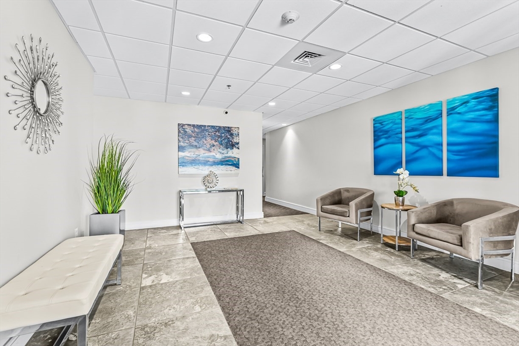 770 Washington Ave 302