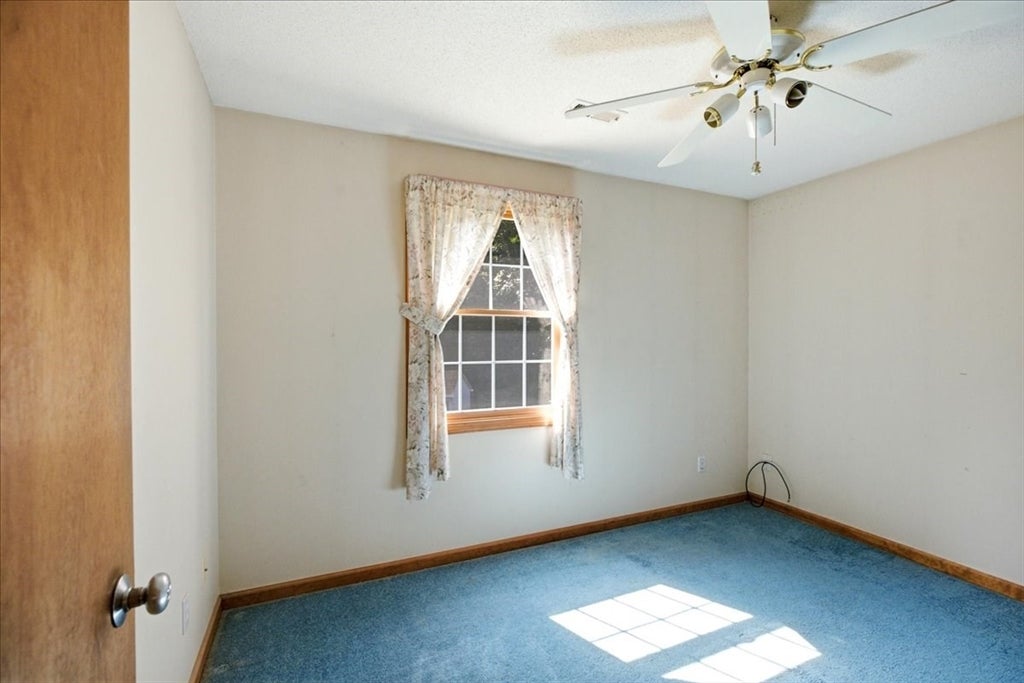 18 Scott Hollow Dr, Holyoke, MA, 18 Scott Hollow Dr, Holyoke, MA Photo #22