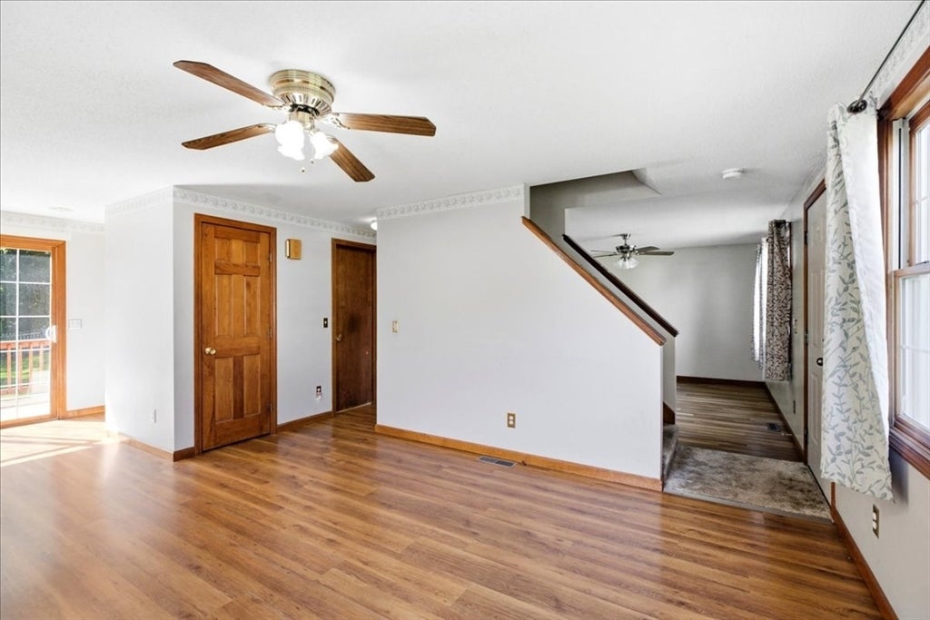 18 Scott Hollow Dr, Holyoke, MA, 18 Scott Hollow Dr, Holyoke, MA Photo #16