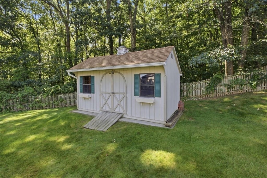 18 Scott Hollow Dr, Holyoke, MA, 18 Scott Hollow Dr, Holyoke, MA Photo #40