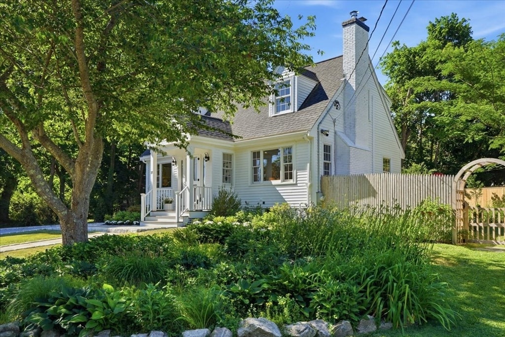 77 Cushing Road