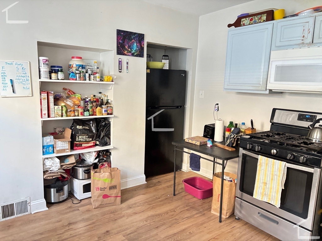 6 Bayard St 1