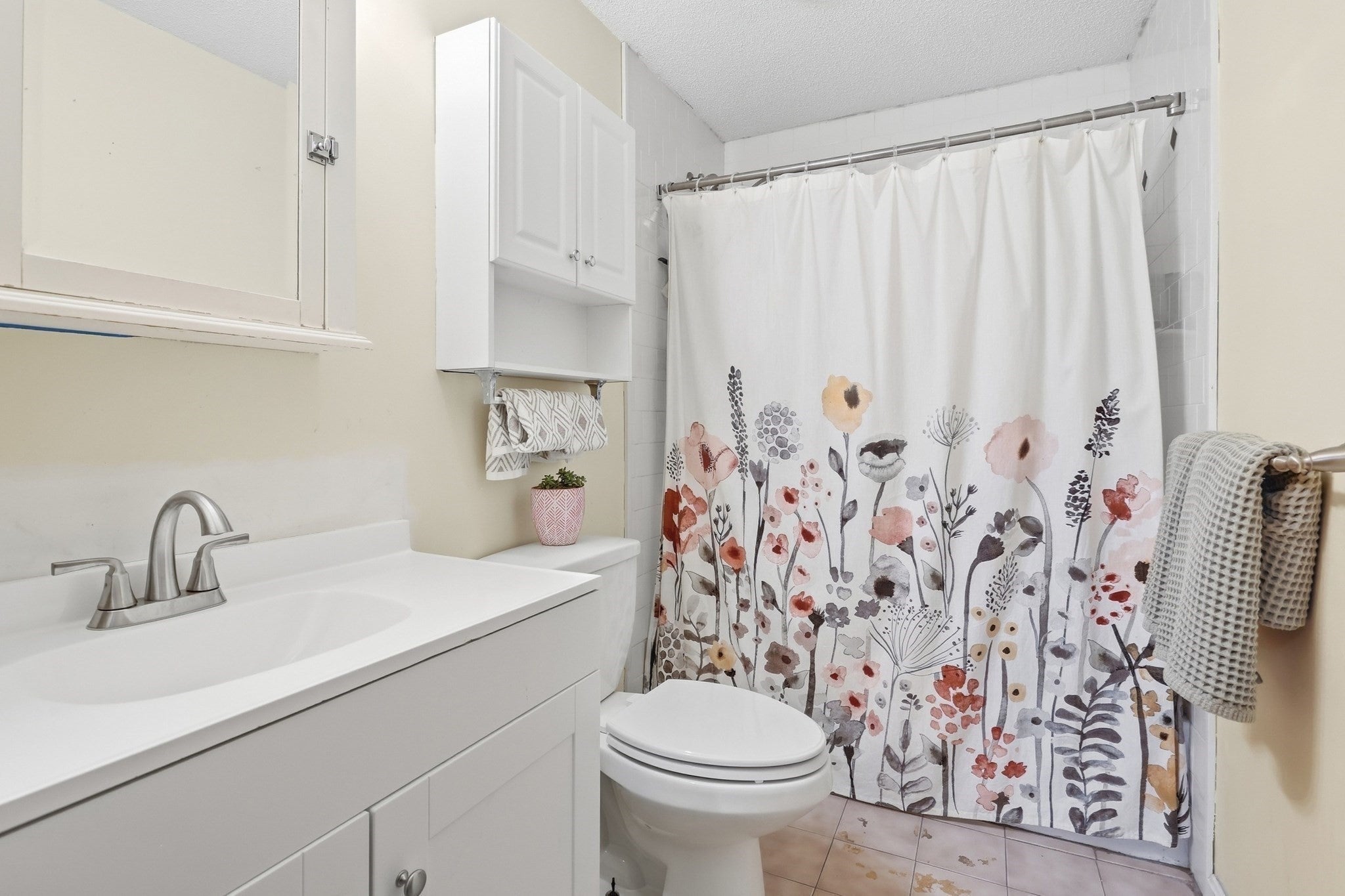 97 Forest ST #2, Lowell, MA, 97 Forest ST #2, Lowell, MA Photo #19