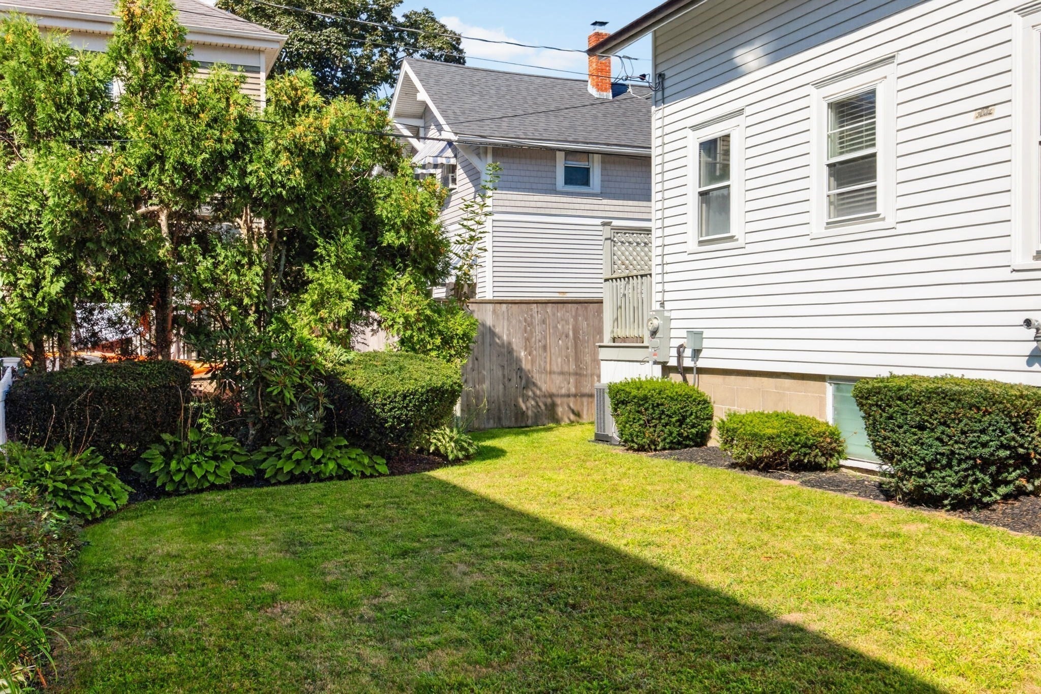 39 Junior ST, New Bedford, MA Photo #6