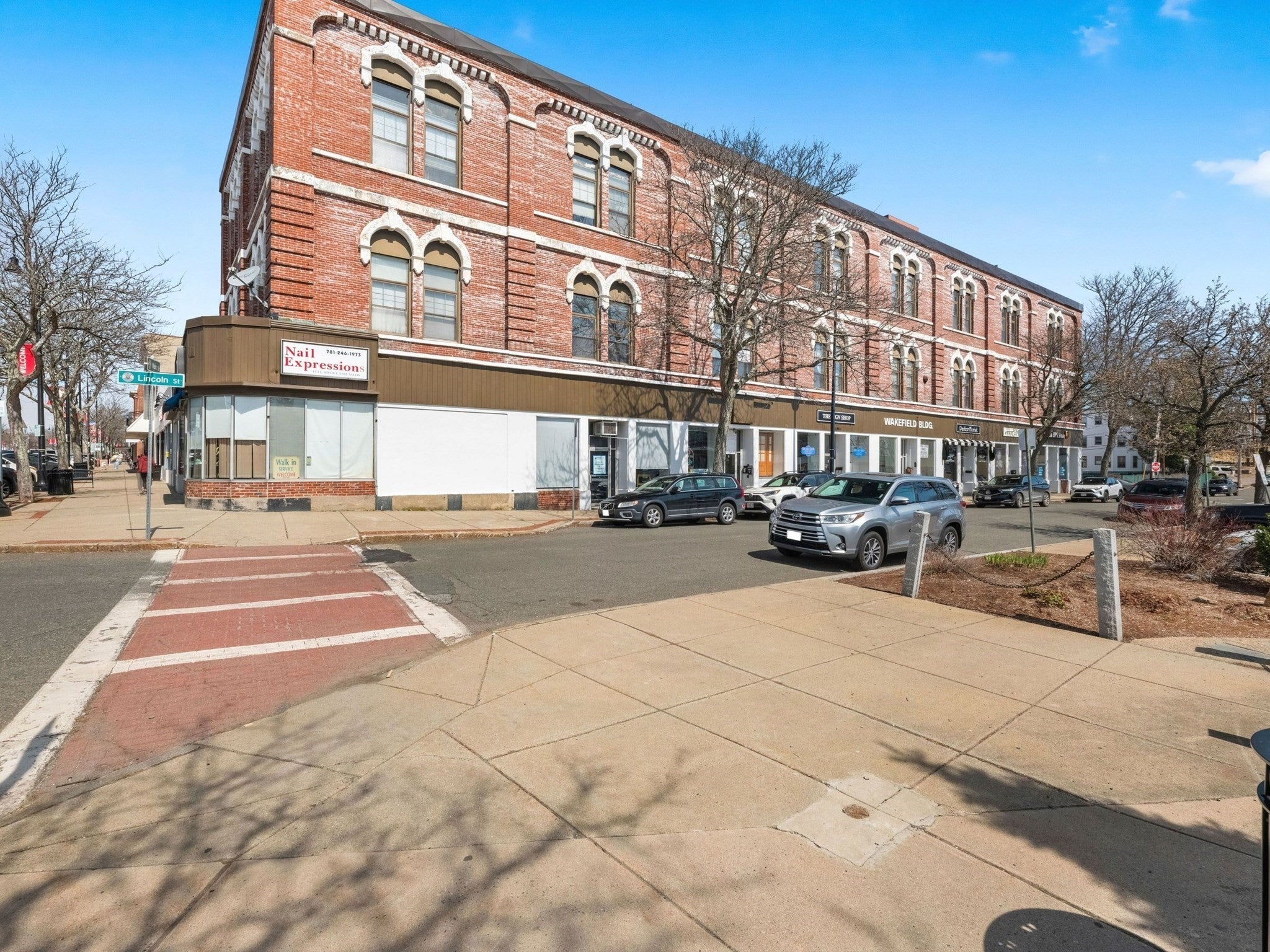 414-416 Main St