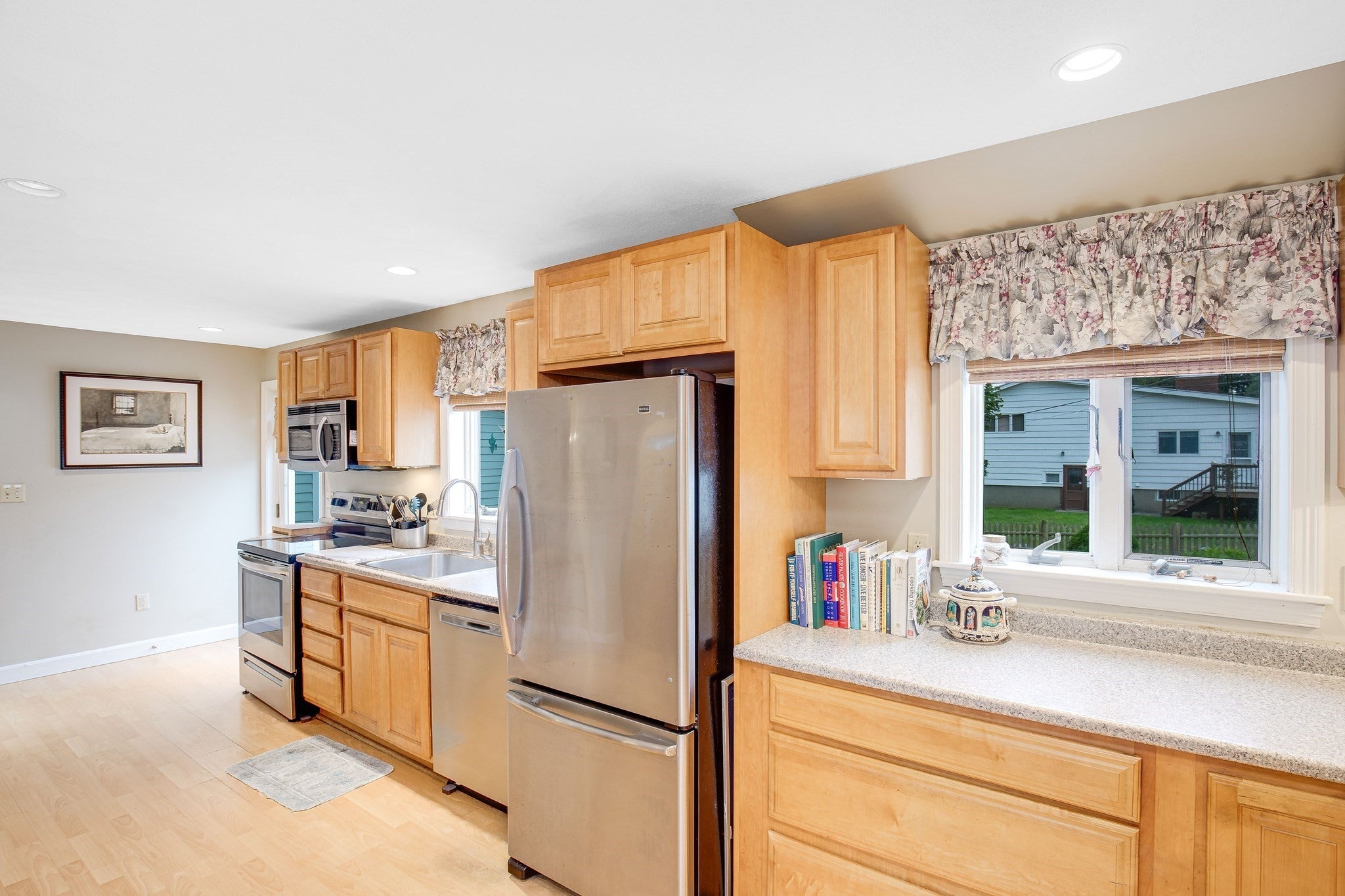 18 Mohawk Rd, Marblehead, MA, 18 Mohawk Rd, Marblehead, MA Photo #3