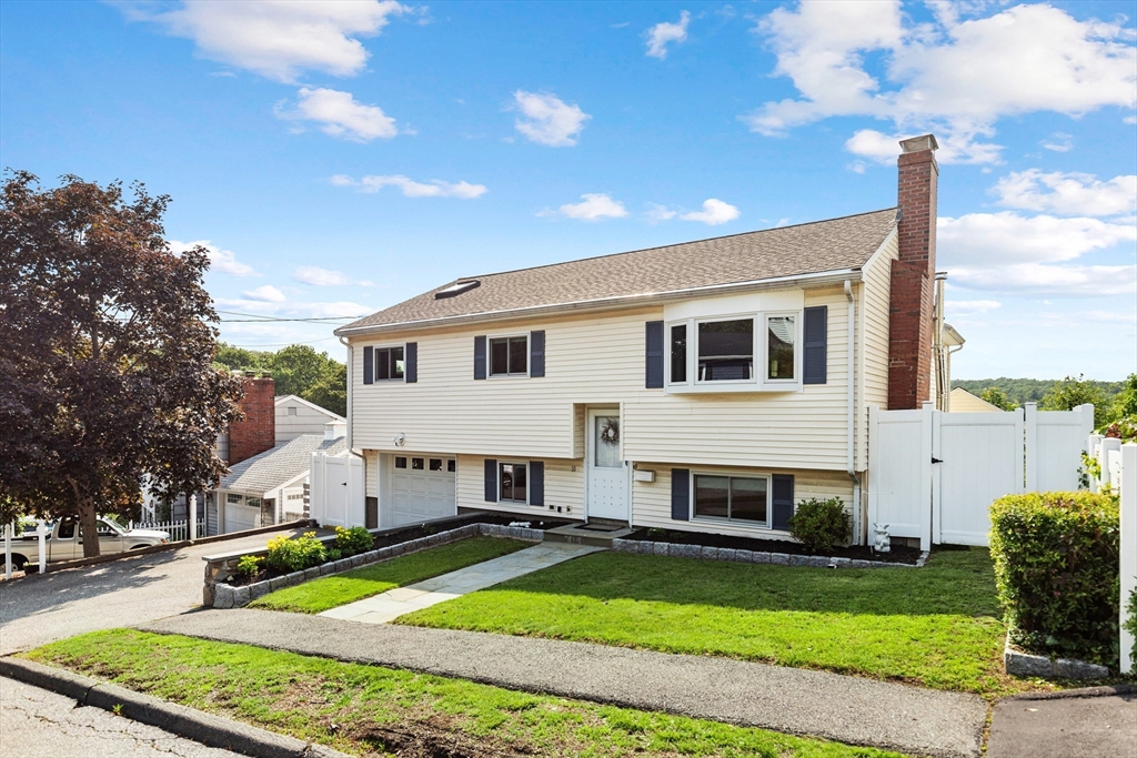 10 Murdock Dr