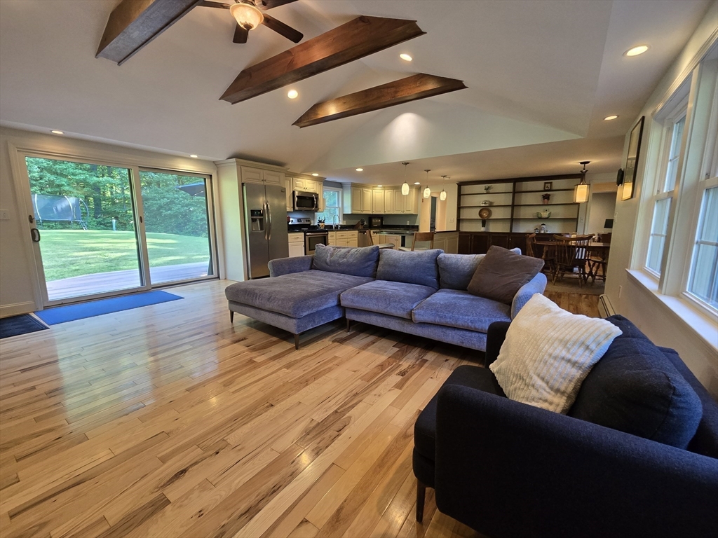 8 Park Ln