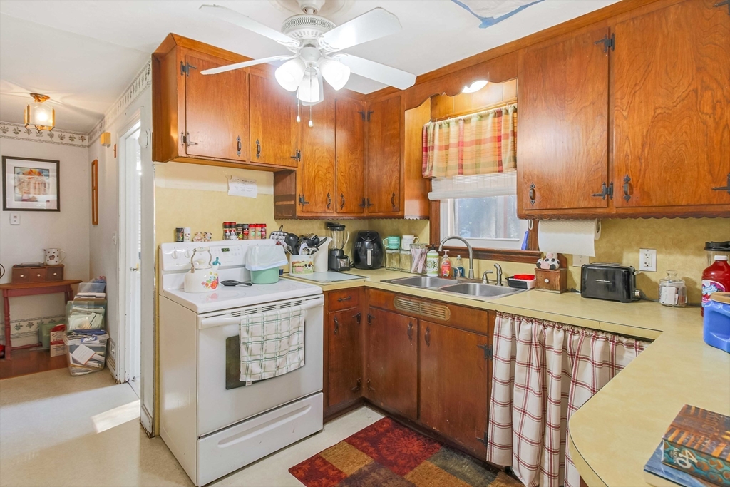 400 River Rd