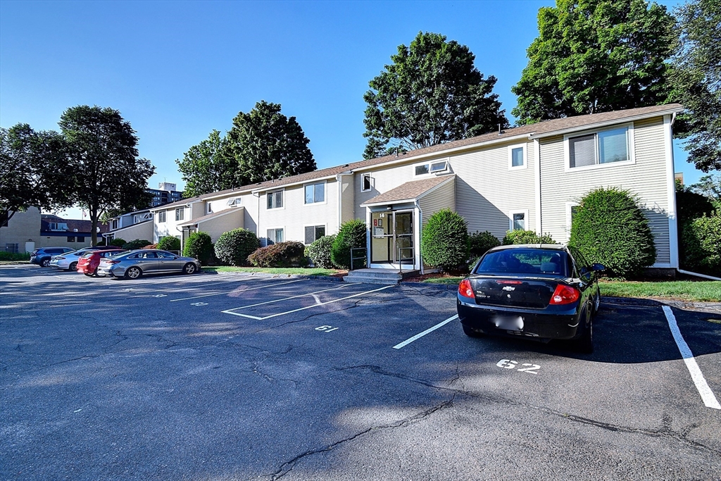 14 Arbor Way B