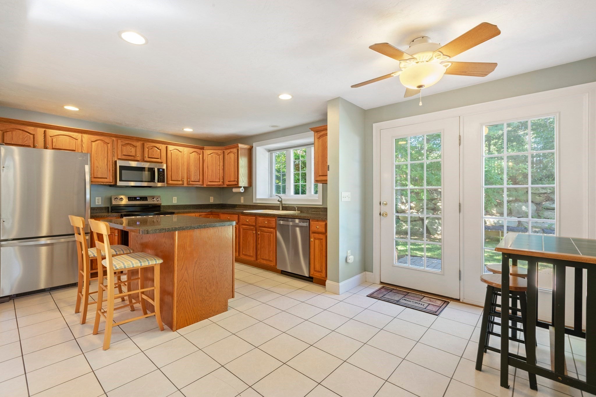 3 Brunelle Dr, Rutland, MA Photo #9