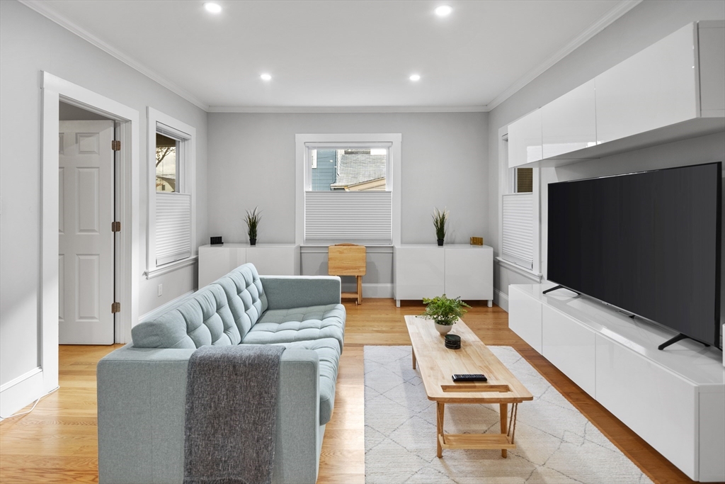 14 Everett ST #14-1, Medford, MA Photo #8