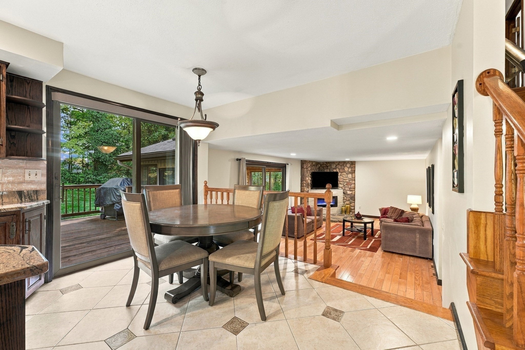 65 Meadowlark Circle, Ludlow, MA Photo #11