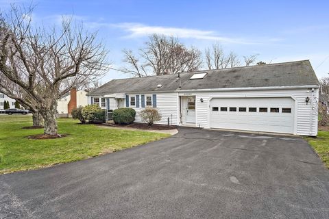 22 Anna Road Woburn MA 01801
