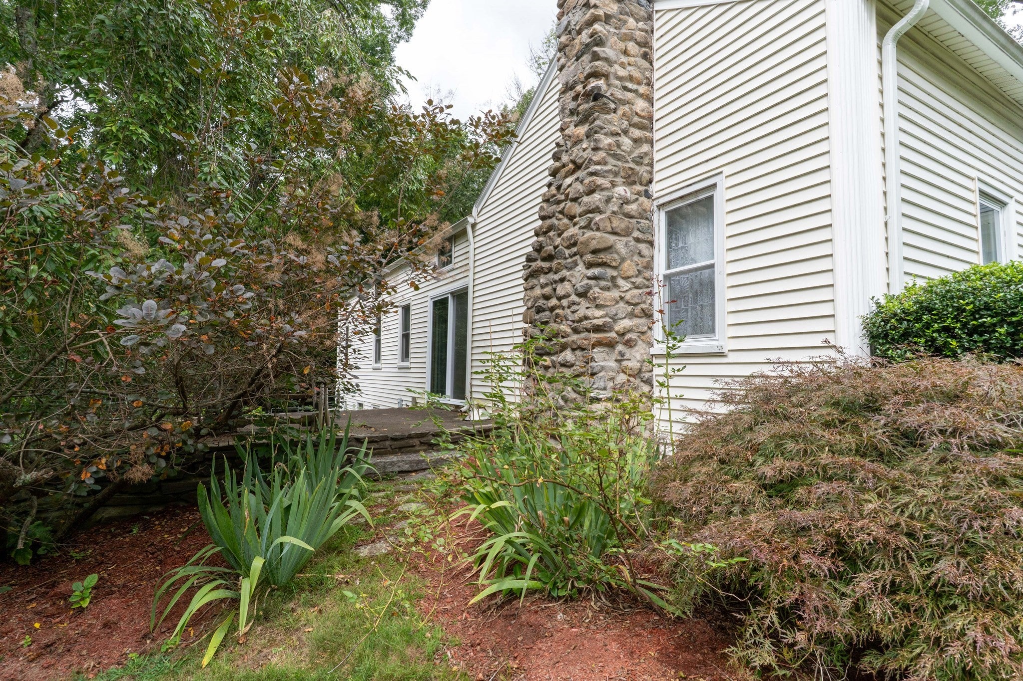7 Huguenot Rd, Oxford, MA Photo #6