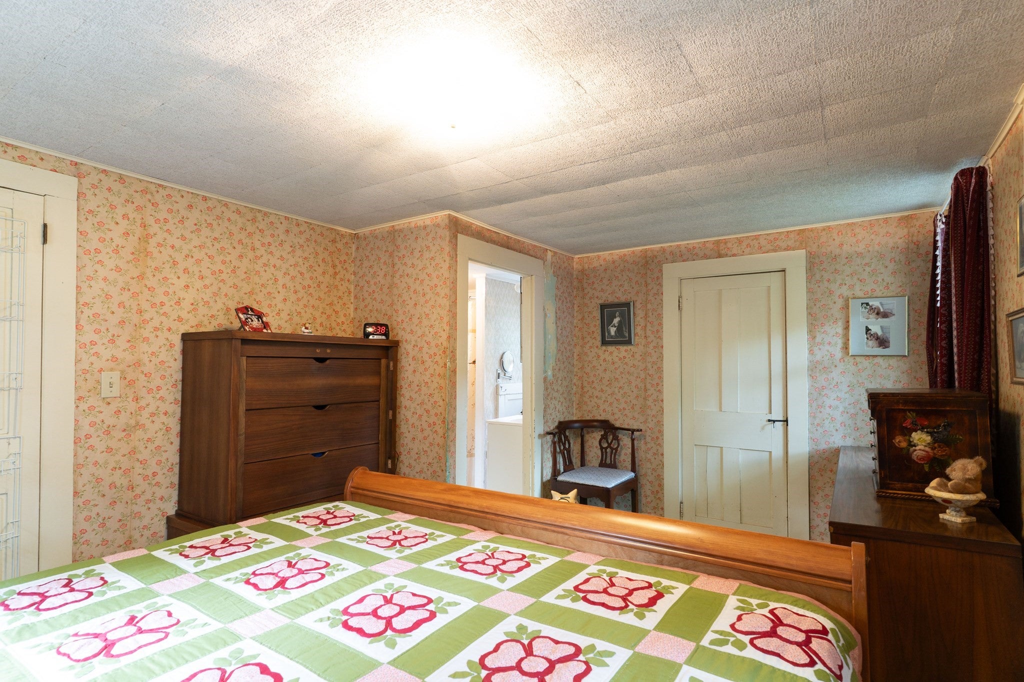 7 Huguenot Rd, Oxford, MA Photo #22