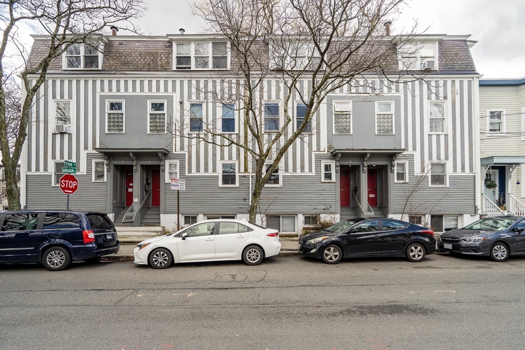 2 Hingham St