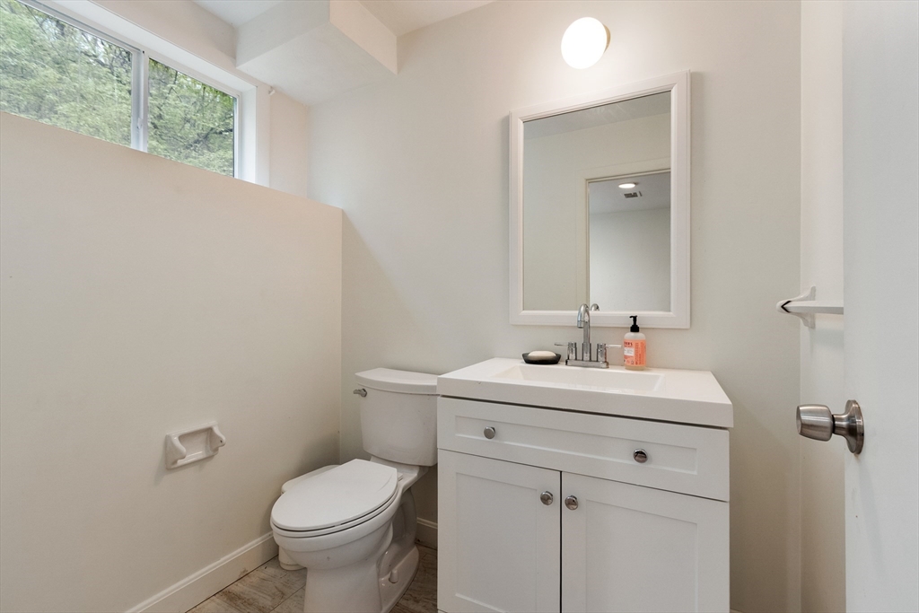 86 Framingham Road, Southborough, MA Photo #31