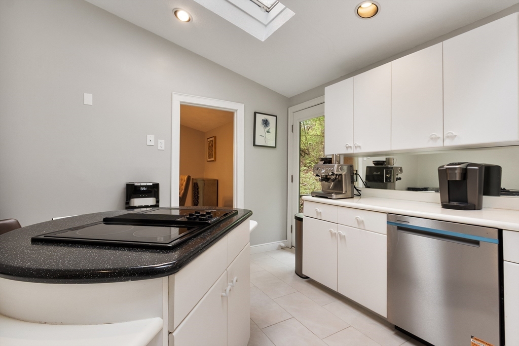 86 Framingham Road, Southborough, MA Photo #13