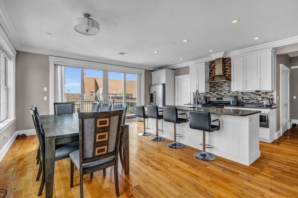 264 Athens Street 7