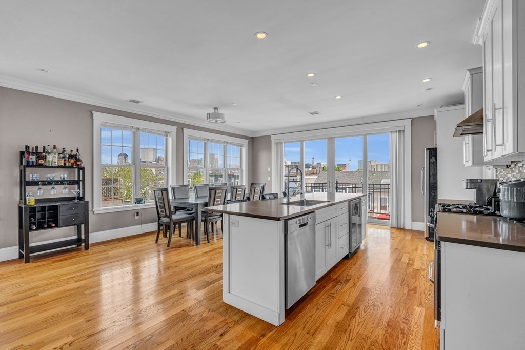264 Athens Street 7