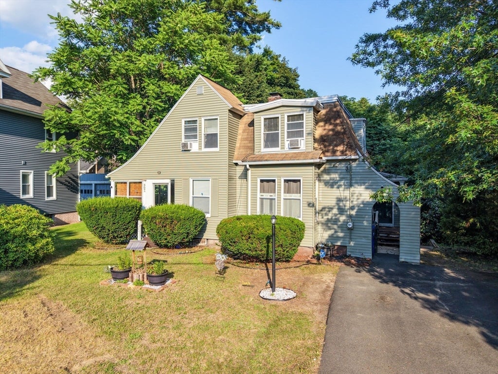 307 Fountain St