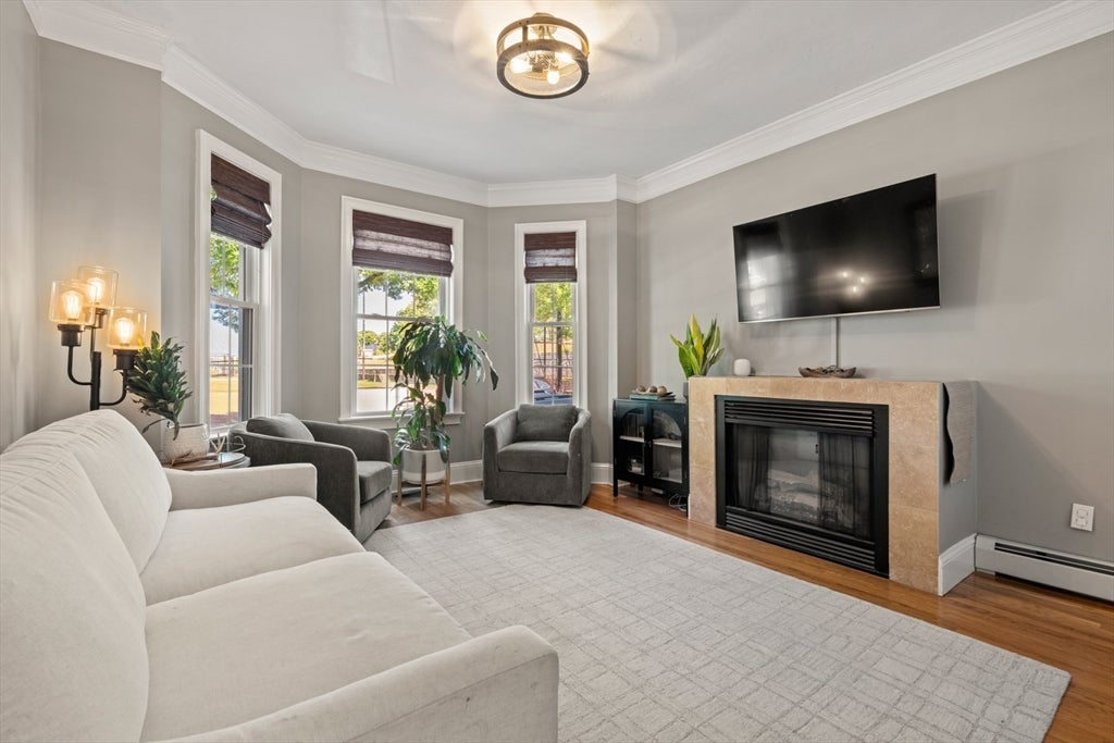 19 M Street 1