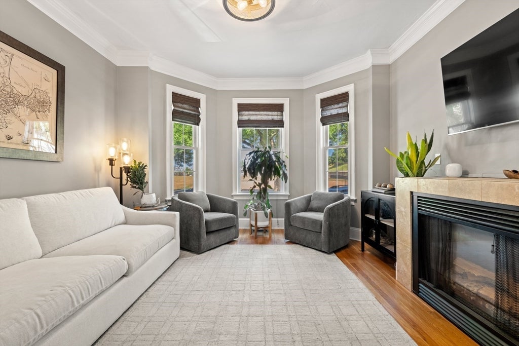19 M Street 1