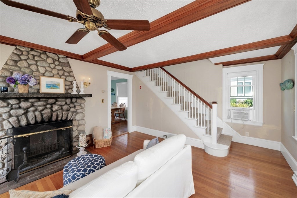 19 Priscilla Beach Rd, Plymouth, MA Photo #25