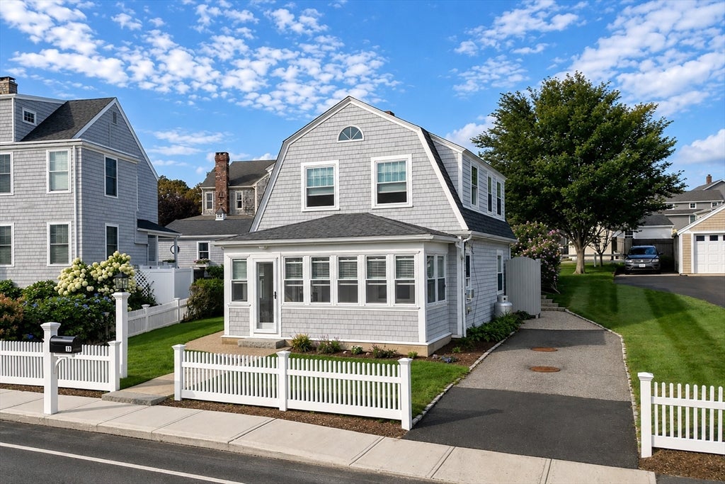 19 Priscilla Beach Rd, Plymouth, MA Photo #3
