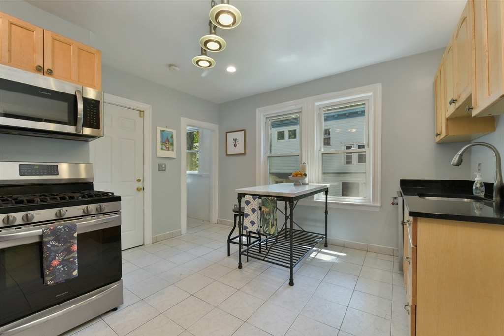 58 Forest Hills St 2