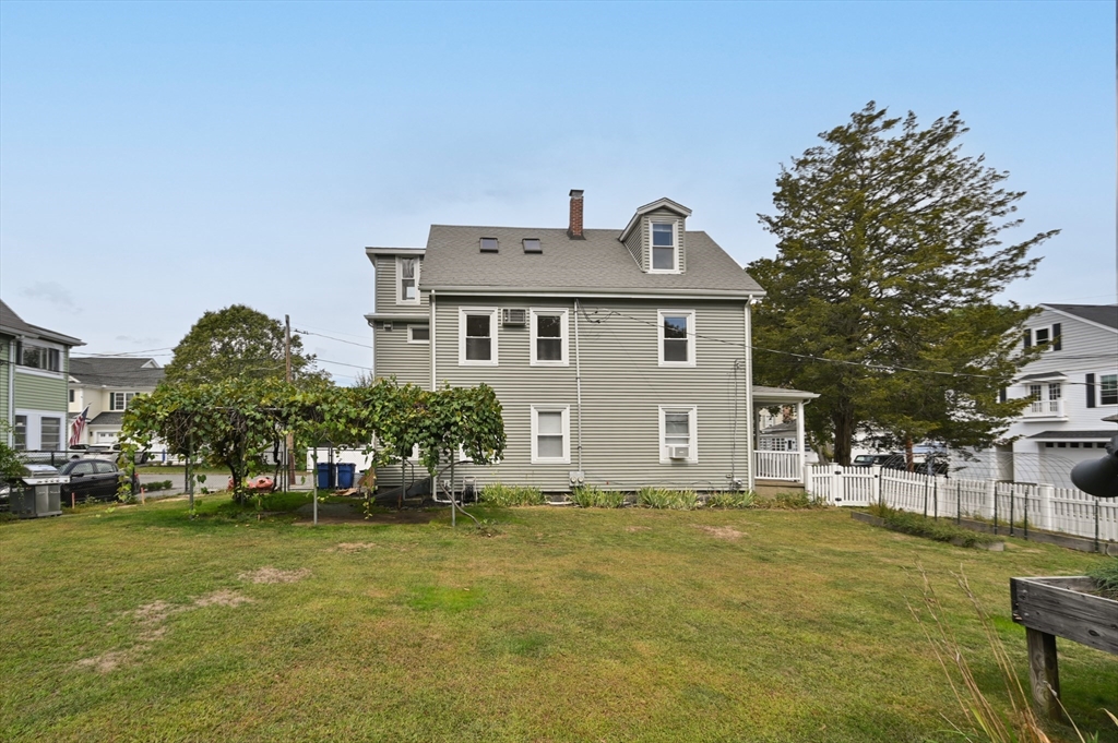 7 Perham St 2