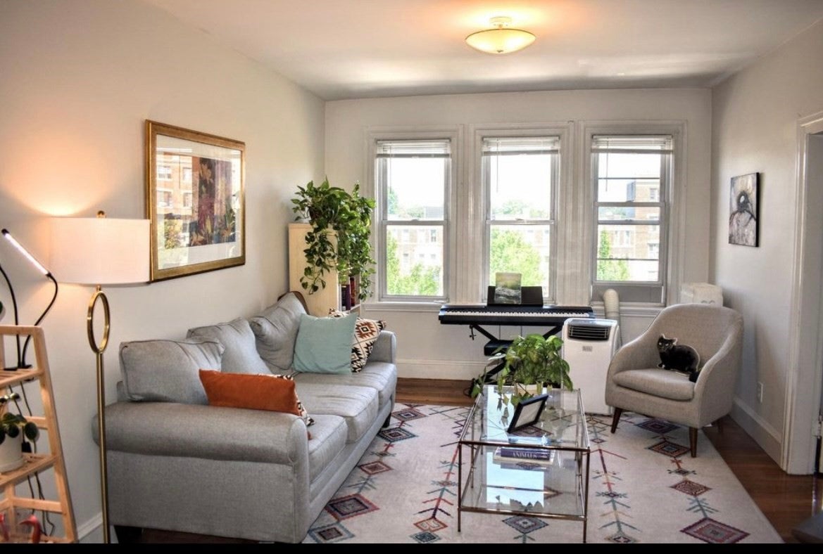 Click for 1666 Commonwealth Ave #42, Boston, MA slideshow