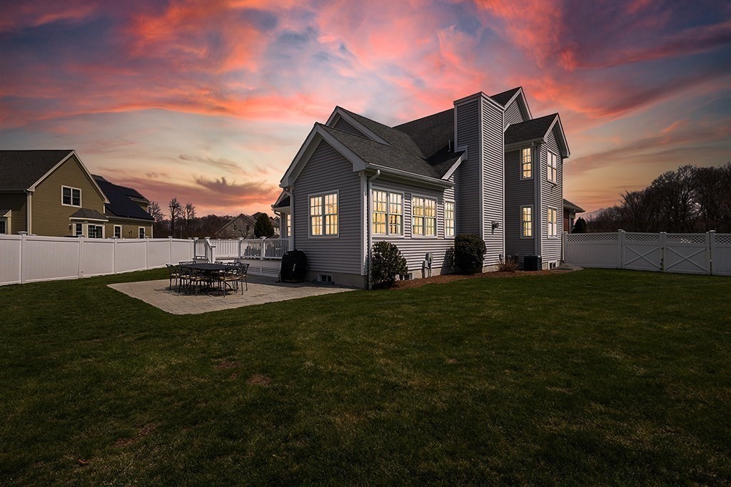 3 Shea Ln
