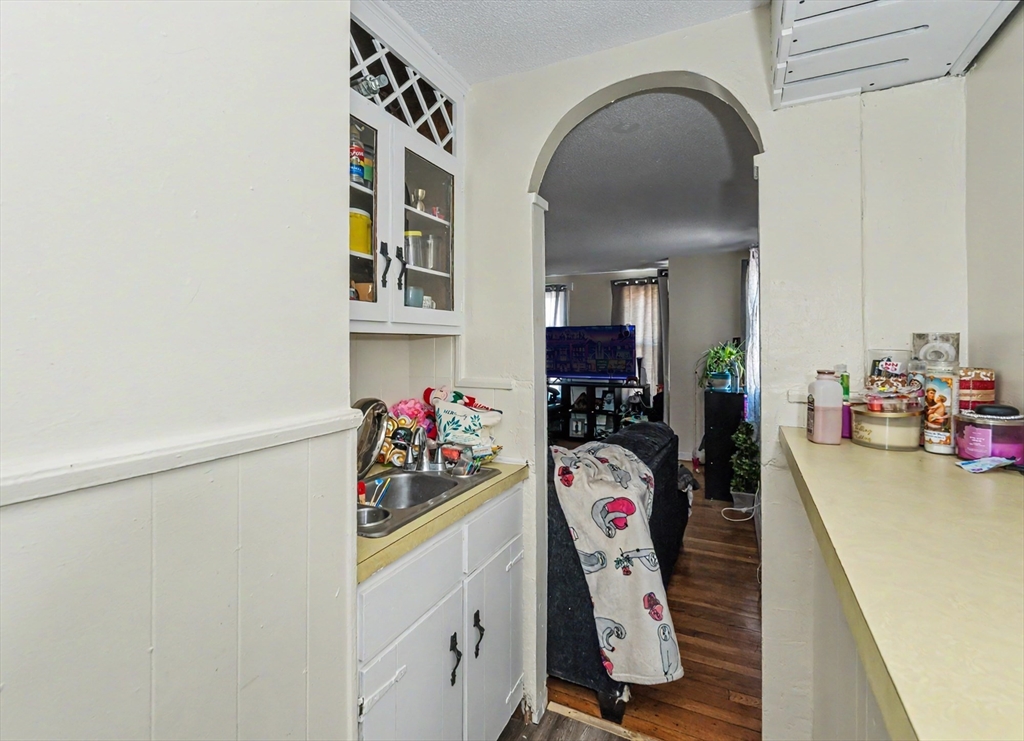 492 Fletcher St