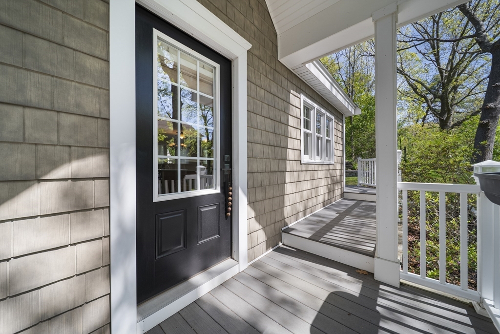 25 Brooks Rd