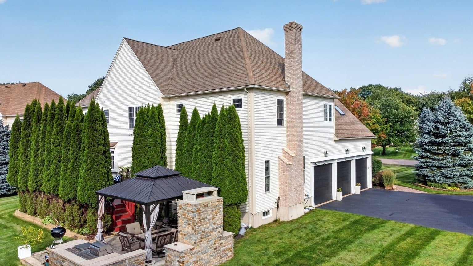 4 Iarussi Way, Medway, MA, 4 Iarussi Way, Medway, MA Photo #7