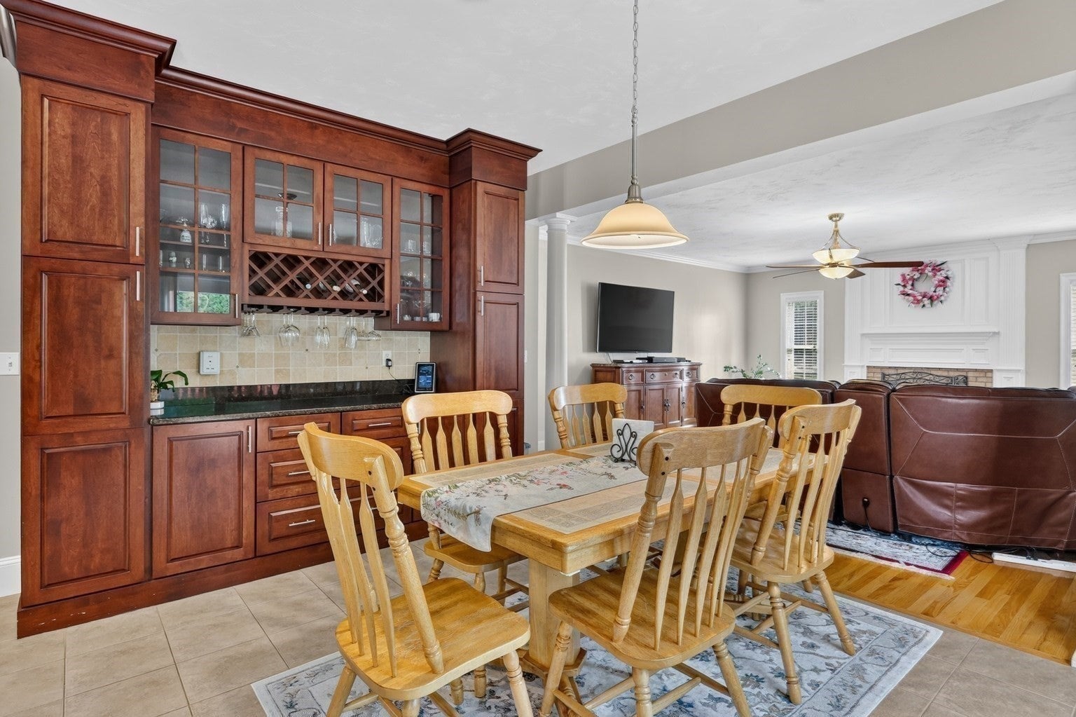 4 Iarussi Way, Medway, MA, 4 Iarussi Way, Medway, MA Photo #16