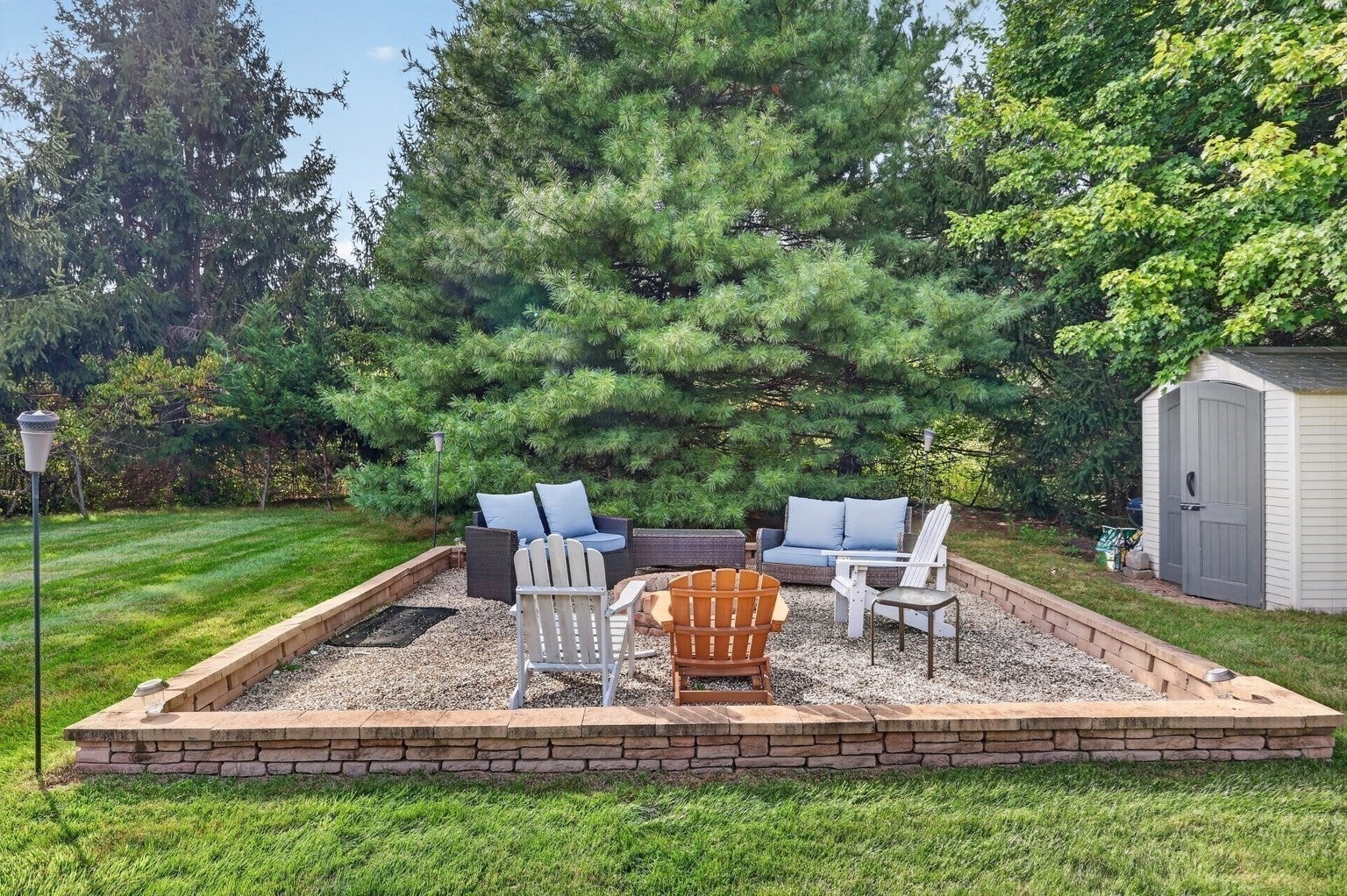 4 Iarussi Way, Medway, MA, 4 Iarussi Way, Medway, MA Photo #11