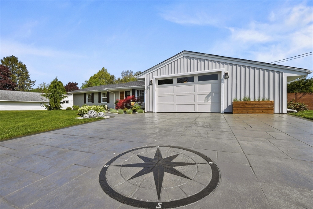 23 Onyx Drive