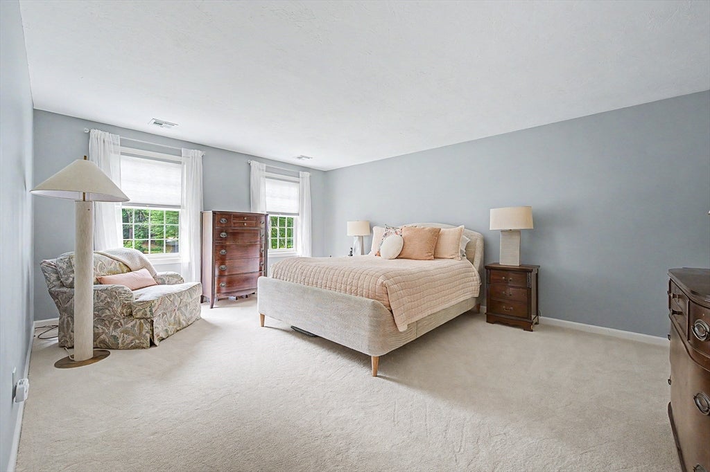 8 Erika Dr, Hopkinton, MA Photo #20