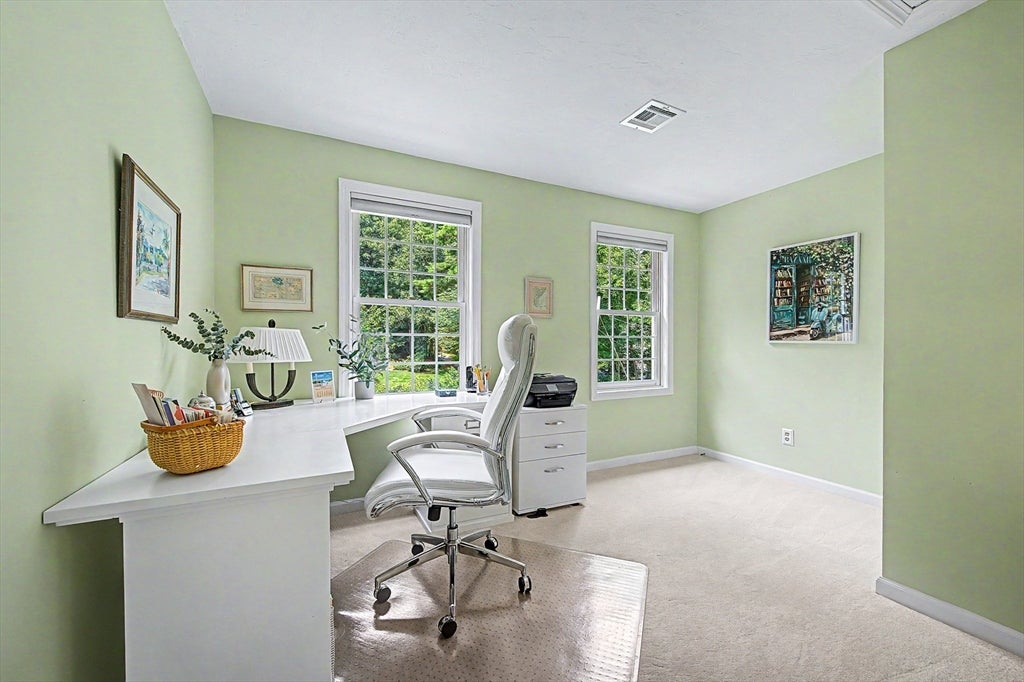8 Erika Dr, Hopkinton, MA Photo #24
