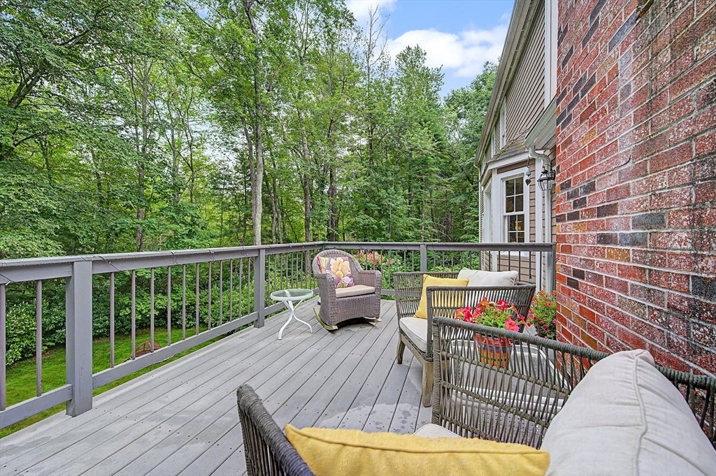 8 Erika Dr, Hopkinton, MA Photo #35